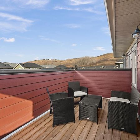 Globalstay New Apartments In Cranbrook Free Street Parking YYC Esterno foto