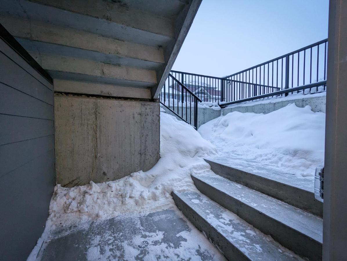 Globalstay New Apartments In Cranbrook Free Street Parking YYC Esterno foto