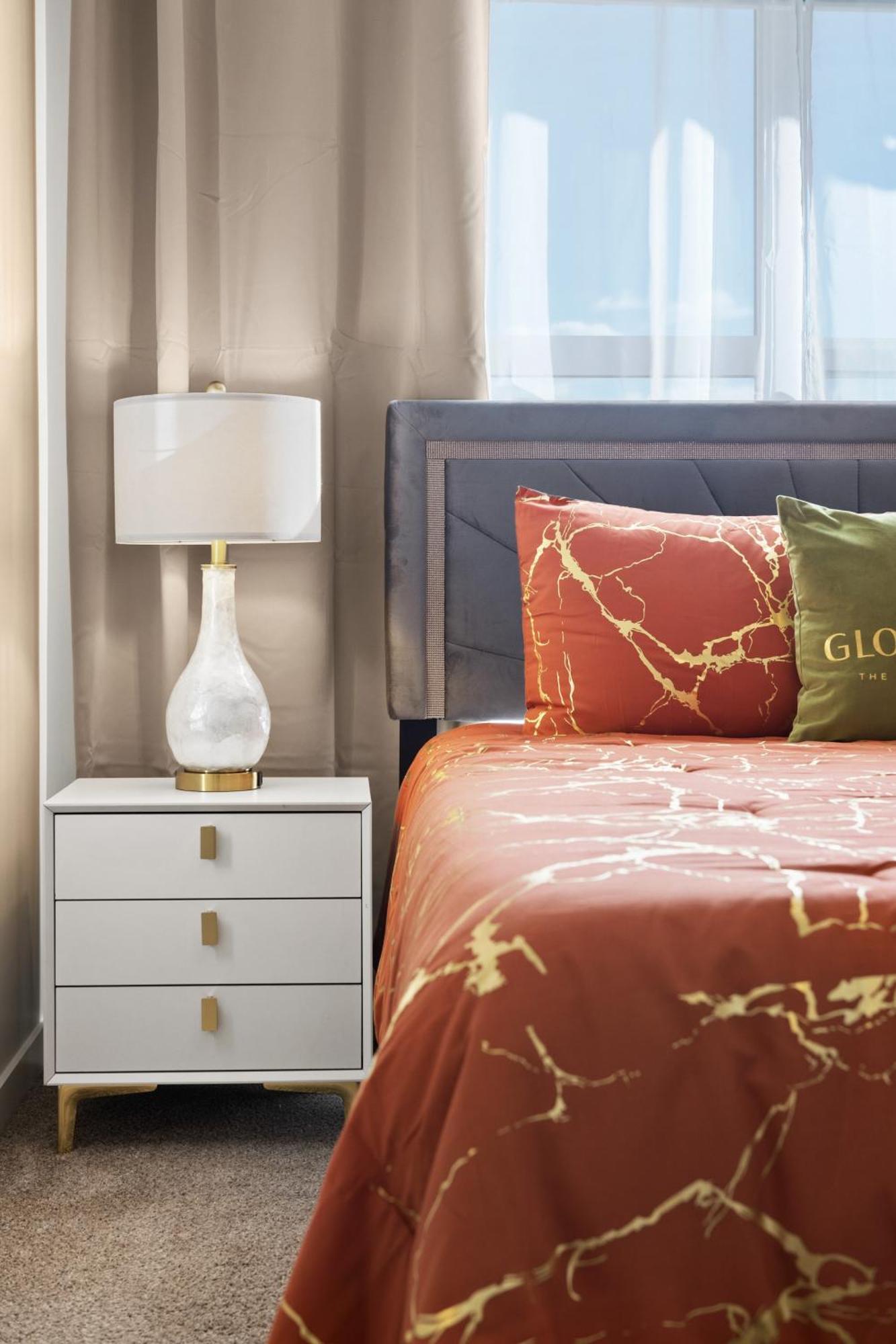 Globalstay New Apartments In Cranbrook Free Street Parking YYC Esterno foto