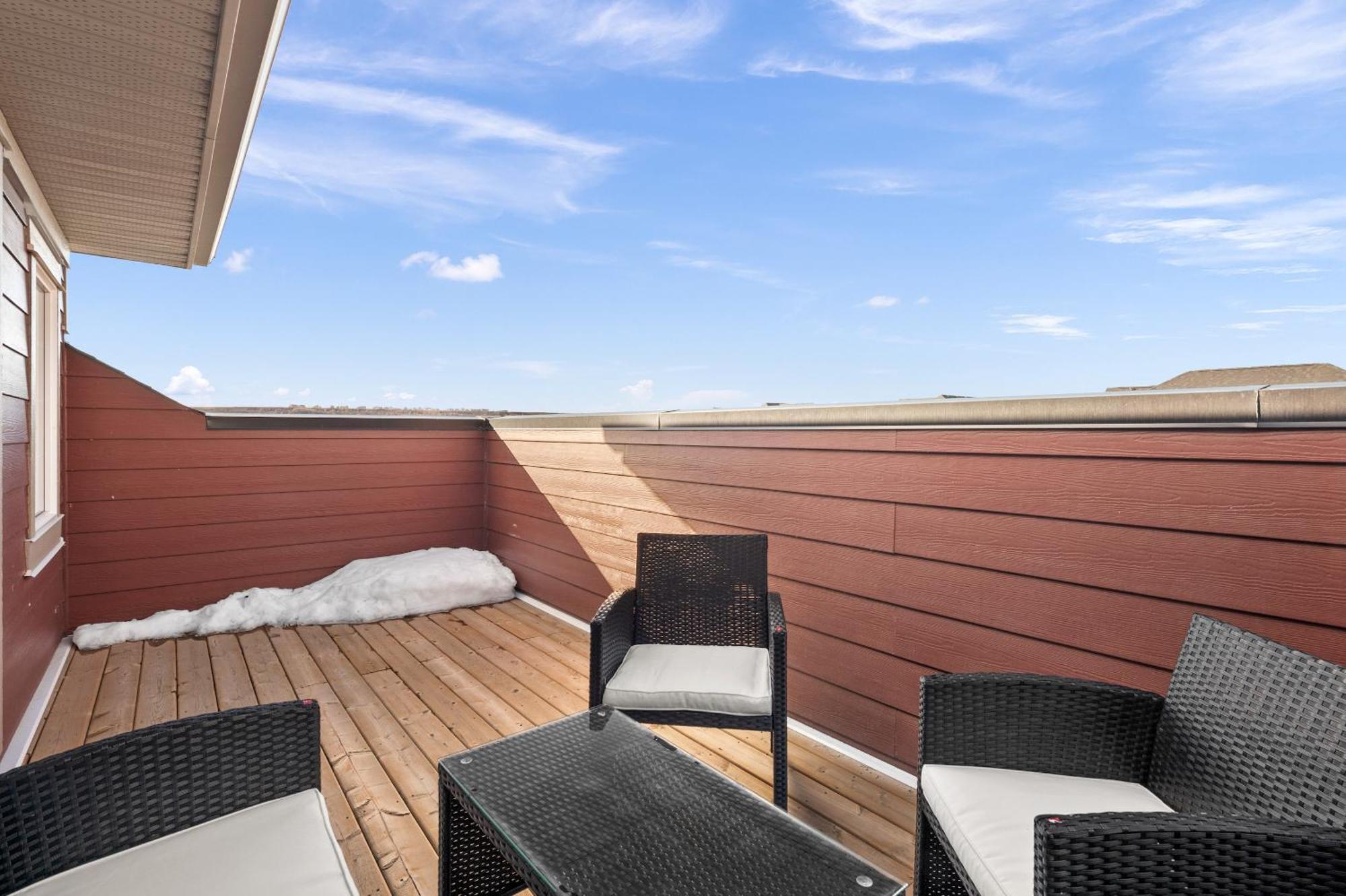 Globalstay New Apartments In Cranbrook Free Street Parking YYC Esterno foto