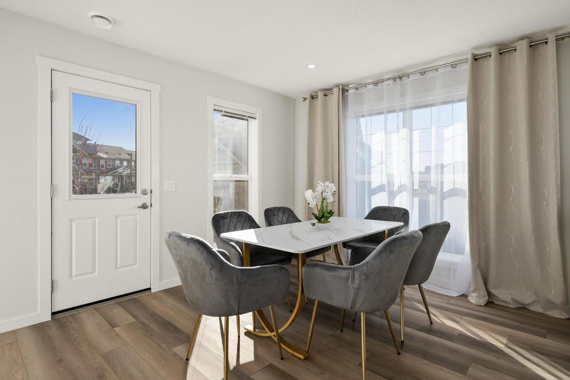 Globalstay New Apartments In Cranbrook Free Street Parking YYC Esterno foto