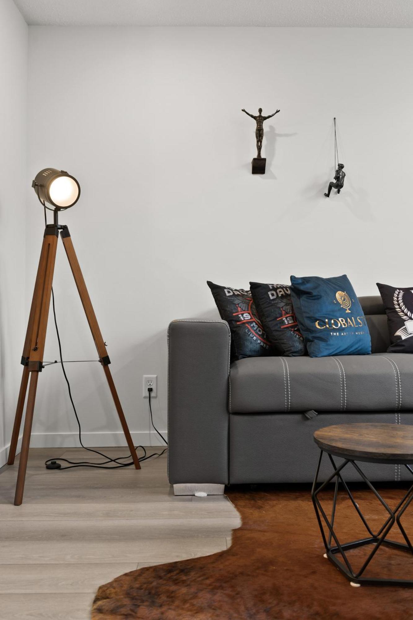 Globalstay New Apartments In Cranbrook Free Street Parking YYC Esterno foto