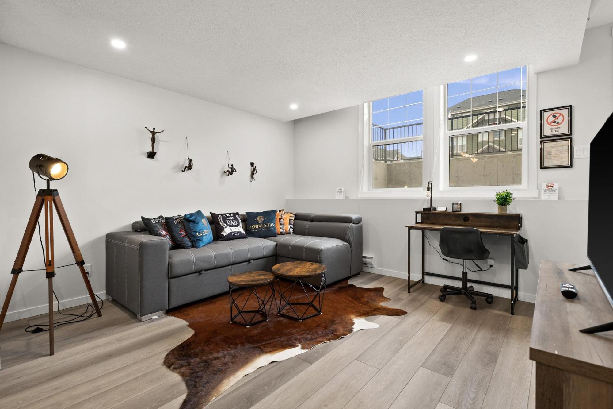 Globalstay New Apartments In Cranbrook Free Street Parking YYC Esterno foto